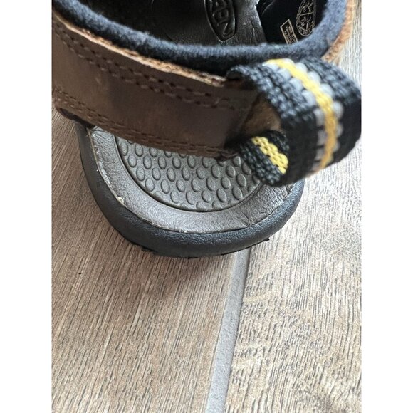 Keen Boys Brown Newport H2 Waterproof Sandals Sz 3 - Picture 6 of 9